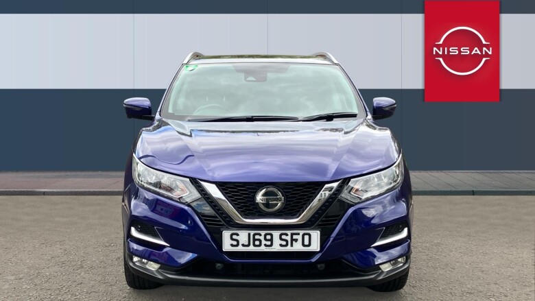 Nissan Qashqai 1.3 DiG-T N-Connecta 5dr Petrol Hatchback